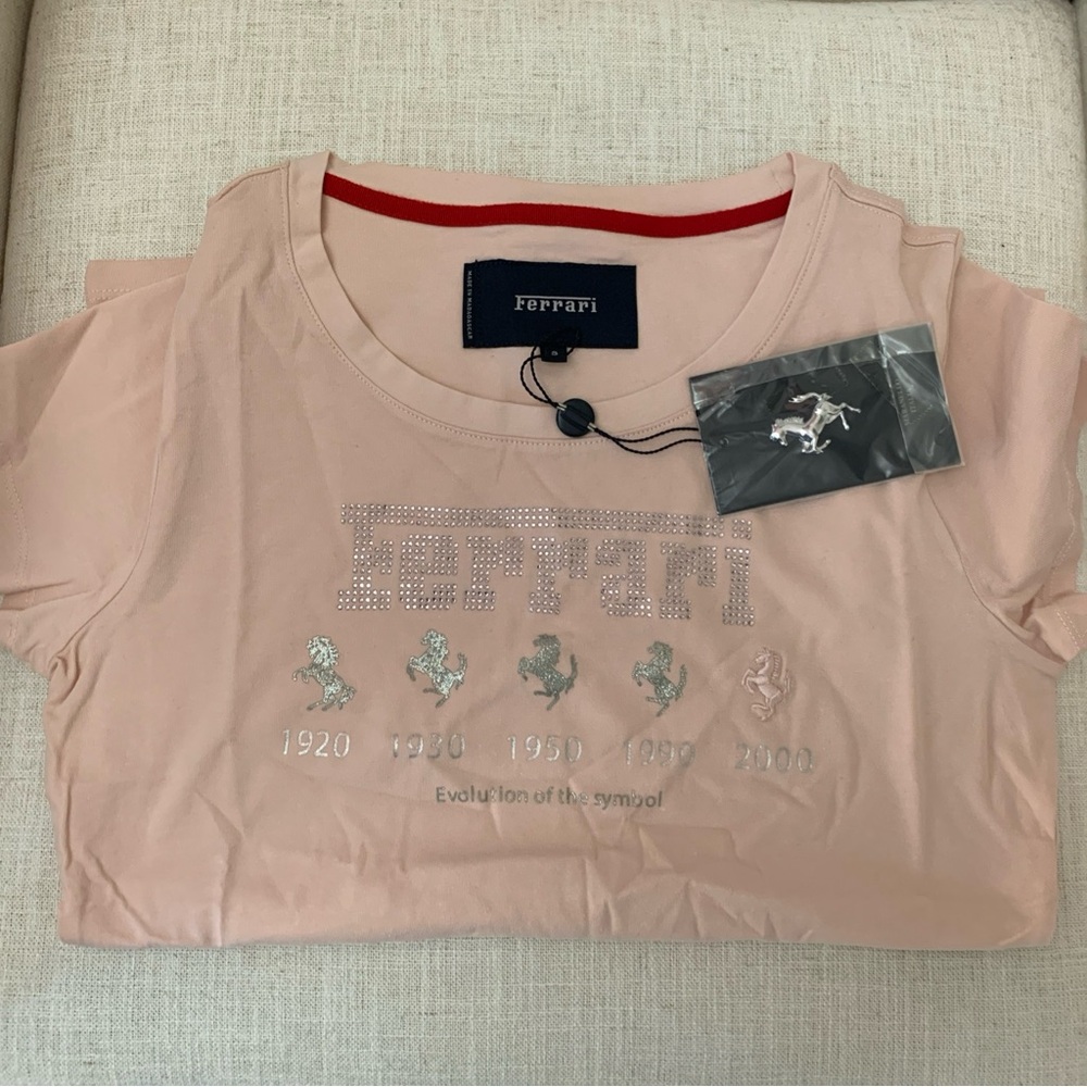 Ferrari Evolution of the Symbol Women’s t-shirt Pink Size S Authentic NWT